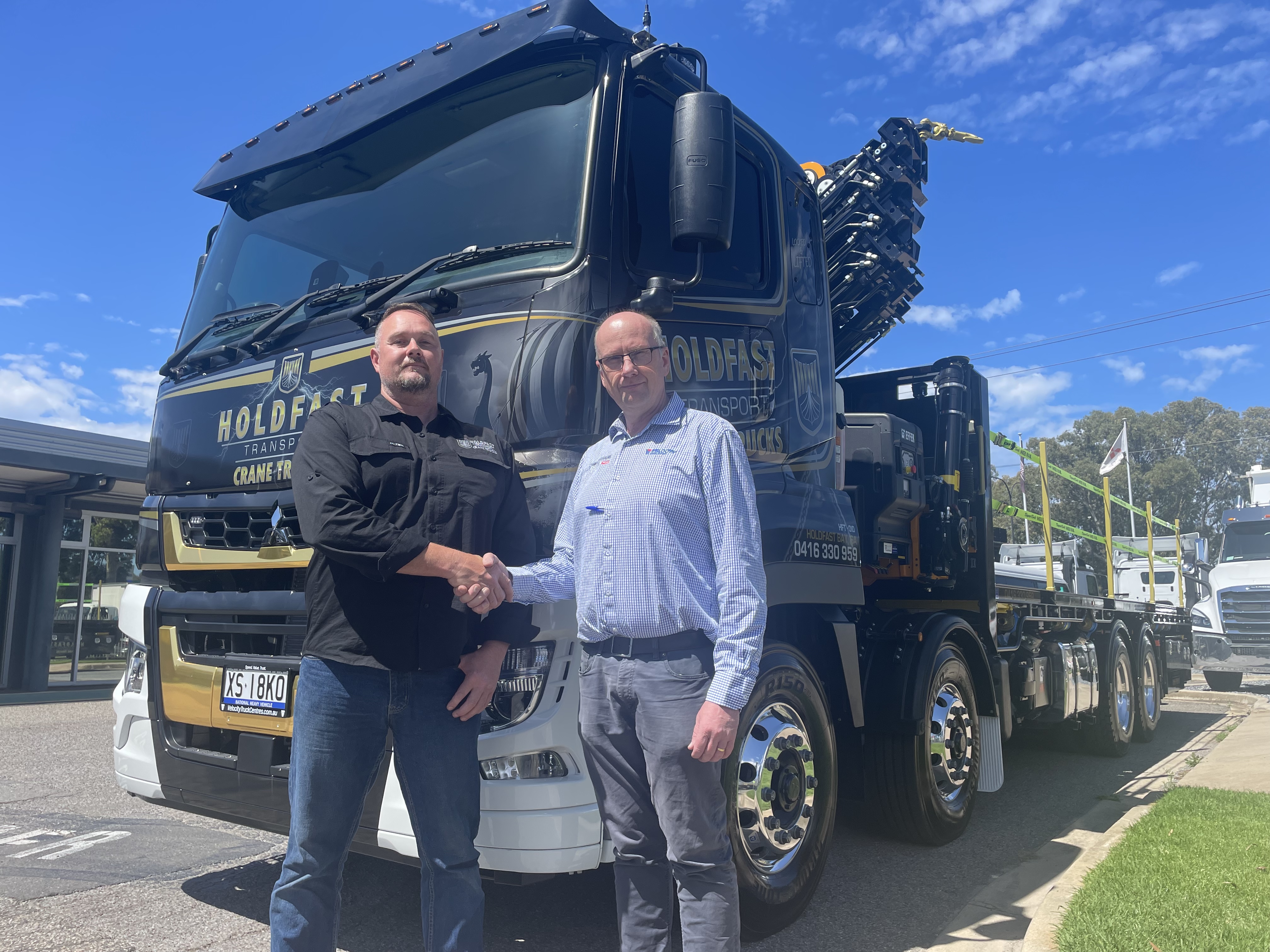 Brand New Fuso 460 Shogun 8x4 fitted with Effer 355 Crane and steel tray